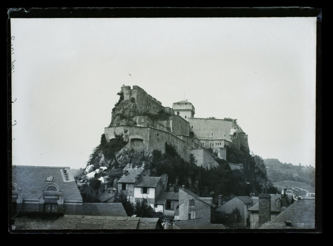 Vieux château à Lourdes 1908