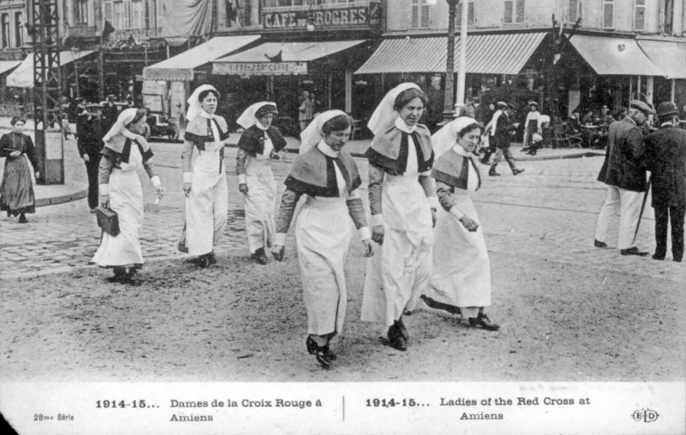 Dames de la Croix Rouge à Amiens