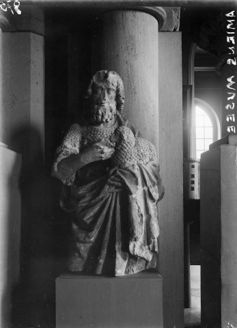 Musée de picardie. Statue de Saint Jean Baptiste