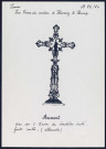 Aumont : une des 5 croix du cimetière isolé - (Reproduction interdite sans autorisation - © Claude Piette)