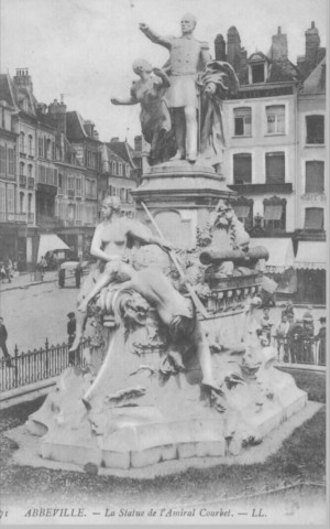 La statue de l'Amiral Courbet