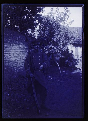 Manoeuvres de septembre - 1902 - sergent de la 12e à Saint-Sauflieu