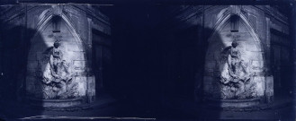 Beauvais. Fontaine des Amis des Arts, dite de la Vénus Naissante, rue de la Frette à Beauvais . A droite s trouve une tannerie