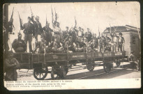 Soldats belges du régiment des guides partant à la guerre
