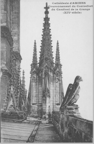 Cathédrale d'Amiens - Couronnement du Contrefort du Cardinal de la Grange (XIVè siècle)
