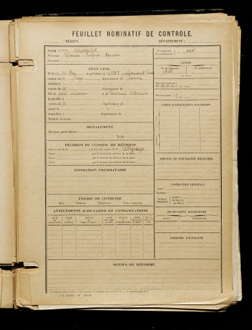 Fournier, Etienne Eugène Marceau, né le 11 mai 1898 à Liancourt-Fosse (Somme), classe 1918, matricule n° 122, Bureau de recrutement de Péronne
