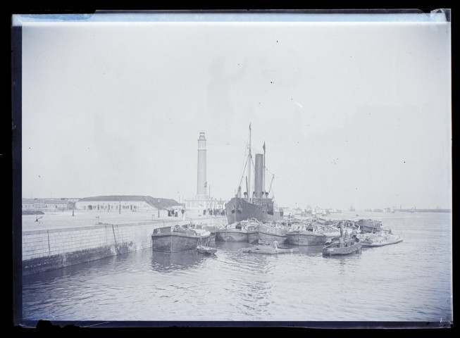 220 - Dunkerque vue d'ensemble le phare - juillet 1898
