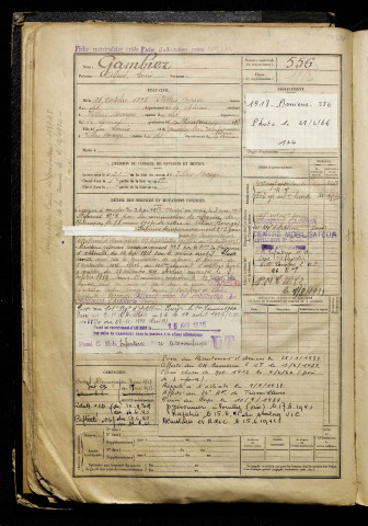 Gambier, Alfred Louis, né le 21 octobre 1898 à Villers-Bocage (Somme), classe 1918, matricule n° 556, Bureau de recrutement d'Amiens