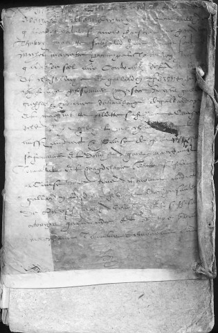Etude de Me Augustin Perdu à Amiens (étude n°26). Minutes de l'année 1677