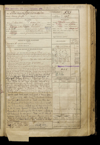 Duneufgermain, Adrien Georges, né le 05 mars 1888 à Bettembos (Somme), classe 1908, matricule n° 833, Bureau de recrutement d'Amiens