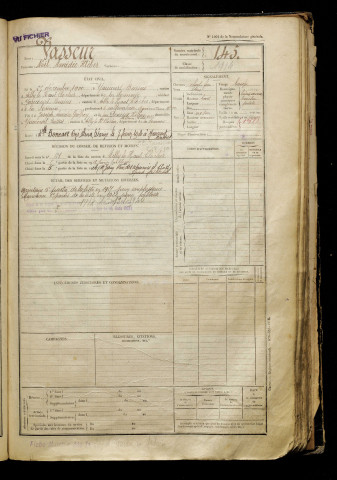 Vasseur, Noël Amédée Kléber, né le 25 décembre 1900 à Yaucourt-Bussus (Somme), classe 1920, matricule n° 145, Bureau de recrutement d'Abbeville