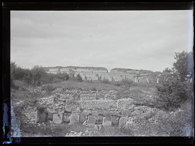 Ruines de Champlieu l'ancien théâtre - septembre 1901