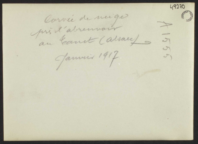 CORVEE DE NEIGE PRES L'ABREUVOIR AU TANET (ALSACE). JANVIER 1917