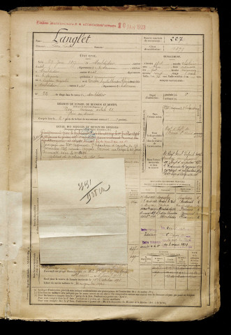 Langlet, Léon Louis, né le 27 juin 1877 à Montdidier (Somme), classe 1897, matricule n° 227, Bureau de recrutement de Péronne