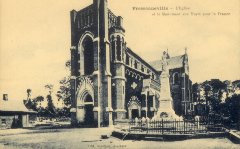 l'église et le Monument aux Morts pour la France