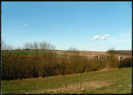 A 1 kilomètre de L'Etoile (Somme), sur la route de Domart-en-Ponthieu. Panorama : viaduc autoroutier de l'A16