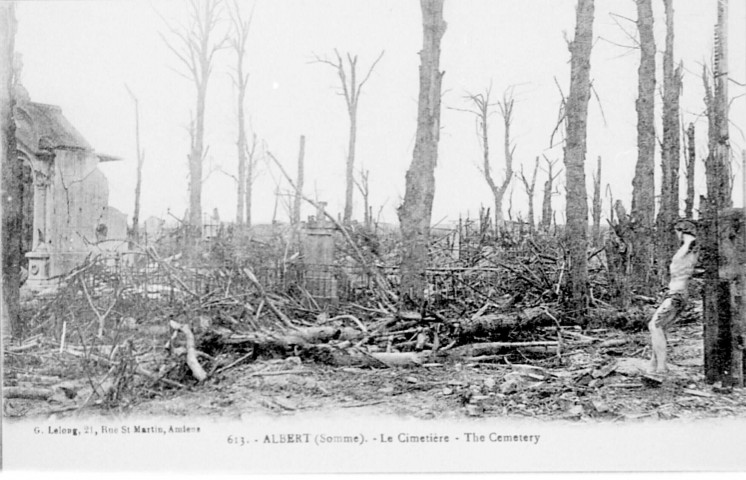 ALBERT(Somme).-Le Cimetière - The Cemetery