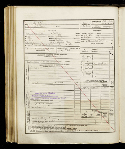 Neydt, Georges Daniel, né le 14 mars 1898 à Lille (Nord), classe 1918, matricule n° 5629, Bureau de recrutement d'Amiens
