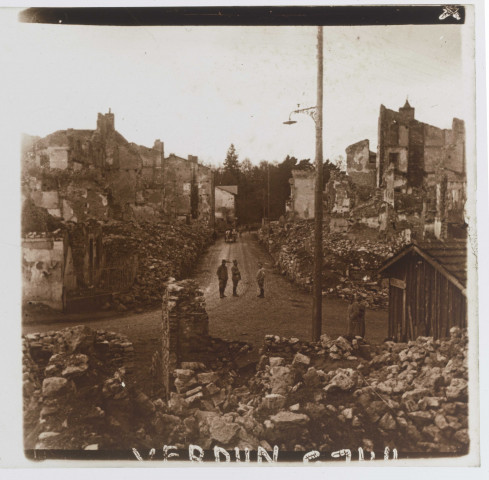 EAS, Vue de Verdun
