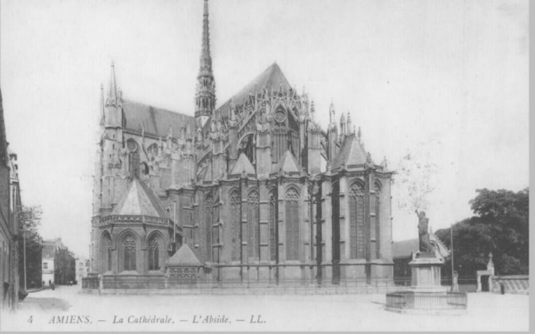 La cathédrale - L'abside
