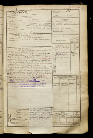 Levert, Oscar, né le 14 mai 1896 à Mézières-en-Santerre (Somme), classe 1916, matricule n° 111, Bureau de recrutement de Péronne