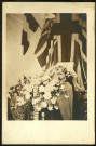 Cercueil de Fanny (John) Kessisoglu, infirmière major de la Société de Secours des Blessés militaires, décédée d'une maladie contractée à l'hôpital temporaire n° 34, secteur postal n° 15, à Zuydcoote (Nord) le 14 août 1917