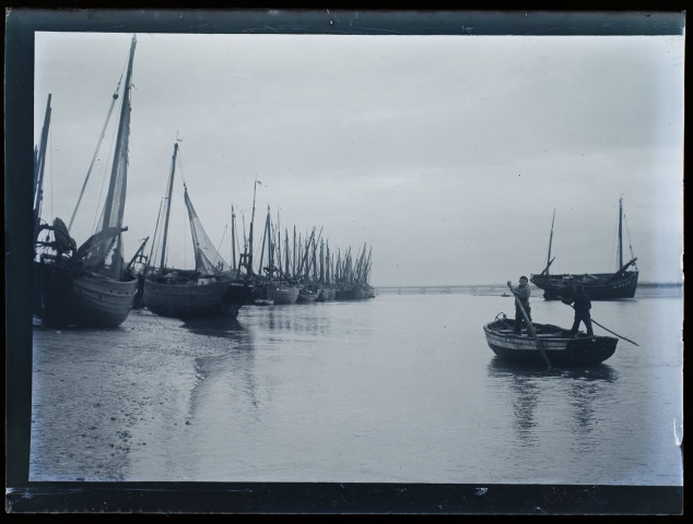 Etaples, sur le port - octobre 1905
