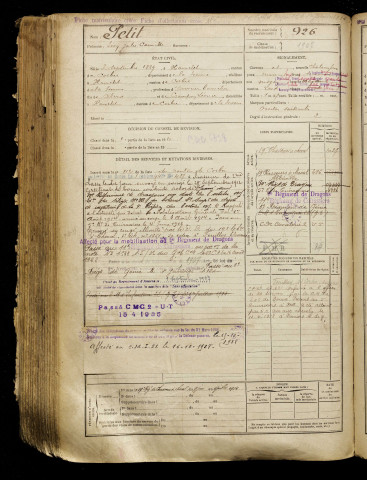 Petit, Léon Jules Camille, né le 03 septembre 1889 à Hamelet (Somme), classe 1909, matricule n° 926, Bureau de recrutement d'Amiens