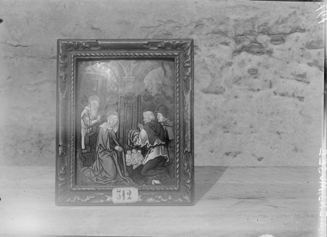 Musée de Picardie. Plaque émaillée de Limoges figurant "l'adoration des bergers"
