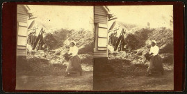 Beaucamps-le-Vieux. Les dégâts de la tornade du 10 août 1895 : une villageoise passe d'un pas alerte près d'une maison complètement détruite