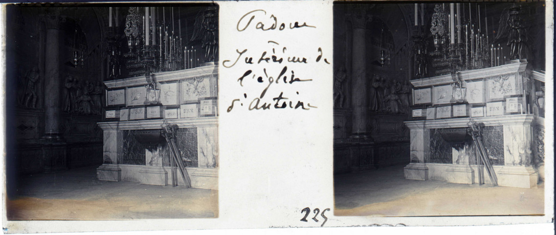 Padoue - Intérieur de l'église Saint Antoine