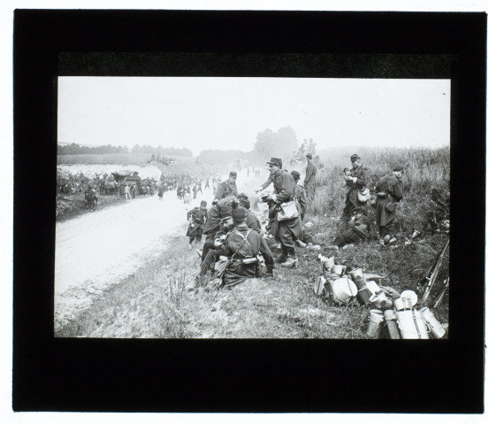 Départ pour Sissonne 72e de ligne à Moreuil - juillet 1902