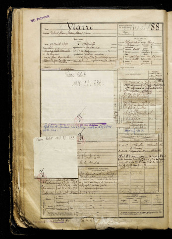 Viarre, Robert Léon Jean Louis, né le 24 août 1898 à Abbeville (Somme), classe 1918, matricule n° 88, Bureau de recrutement d'Abbeville