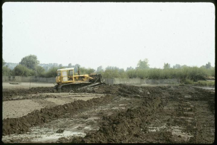 [Travaux dans les marais durant la sécheresse 1989]