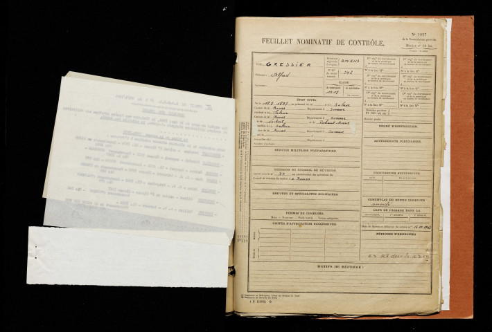 Gressier, Alfred, né le 12 août 1897 à Saleux (Somme), classe 1917, matricule n° 242, Bureau de recrutement d'Amiens