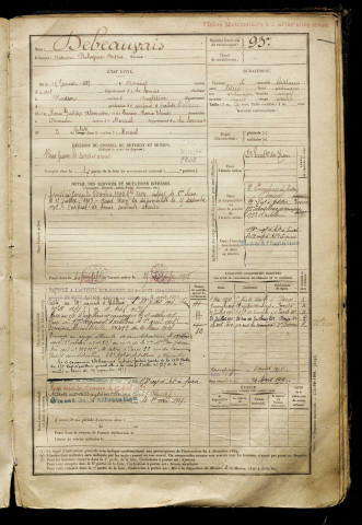 Debeauvais, Adrien Philomène Arsène, né le 15 janvier 1885 à Amiens (Somme), classe 1905, matricule n° 937, Bureau de recrutement de Péronne