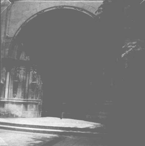 Portail de l'église