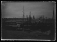 140 - Boulogne vue prise sur le port vaisseaux à voiles