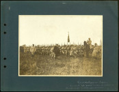 Près d'Aubigny-sur-Somme. Le général Joffre passant en revue une division du 20e corps qui doit participer aux opérations militaires