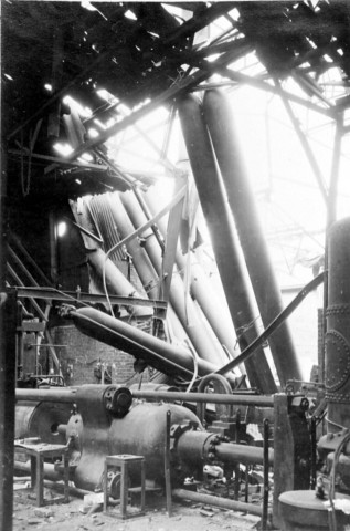Guerre 1939-1945. Vues de l'usine "Cuivre-et-Alliages" de Ham, assurant la fabrication d'armes allemandes, sabotée par la résistance
