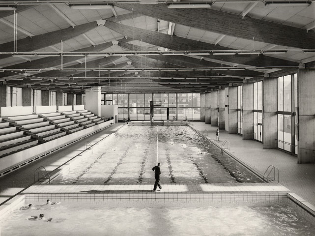 Le complexe sportif Pierre de Coubertin à Amiens : le bassin de natation, la construction de la patinoire et la salle technique du centre sportif Pierre de Coubertin