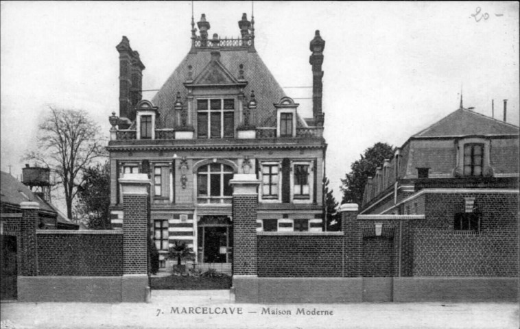 Marcelcave. Maison Moderne