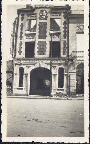 Abbeville. Place Courbet, ruines du 20 mai 1941