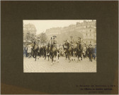 LA RECEPTION DES AMERICAINS A PARIS : LES OFFICIERS DU BATAILLON AMERICAIN (JUILLET 1917)