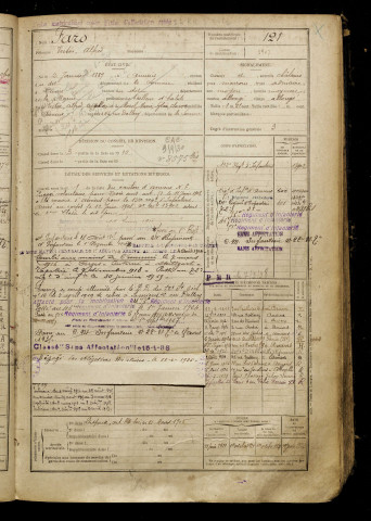 Faro, Victor Alfred, né le 02 janvier 1889 à Amiens (Somme), classe 1909, matricule n° 121, Bureau de recrutement d'Amiens