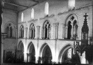 Eglise de Gamaches, vue intérieure : le triforium