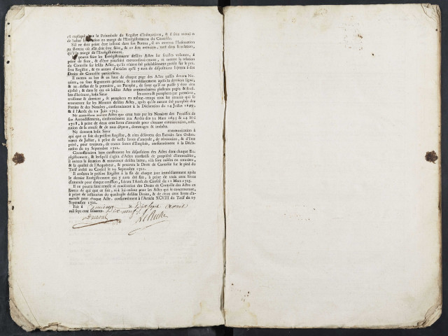 Contrôle des actes du bureau d’Amiens pour la période du 17 avril 1779 au 2 octobre 1779