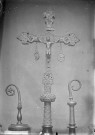 Musée de Picardie, Croix de procession de Bray les Mareuil, crosses des abbayes de Corbie et Saint Fuscien au bois