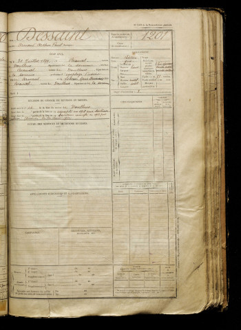 Dessaint, Armand Arthur Paul, né le 31 juillet 1899 à Beauval (Somme), classe 1919, matricule n° 1201, Bureau de recrutement d'Abbeville