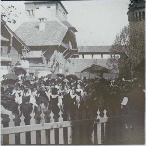 Exposition universelle de Paris 1900. Le village suisse - Danseuses